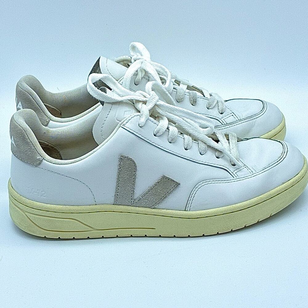 Veja Shoes Womens 9 White V-12 Leather Suede Sneakers Preppy Tennis Luxury - Picture 5 of 10